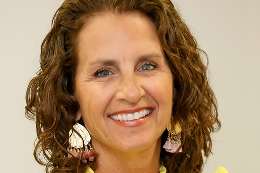 Dr. Kathy McKinnon