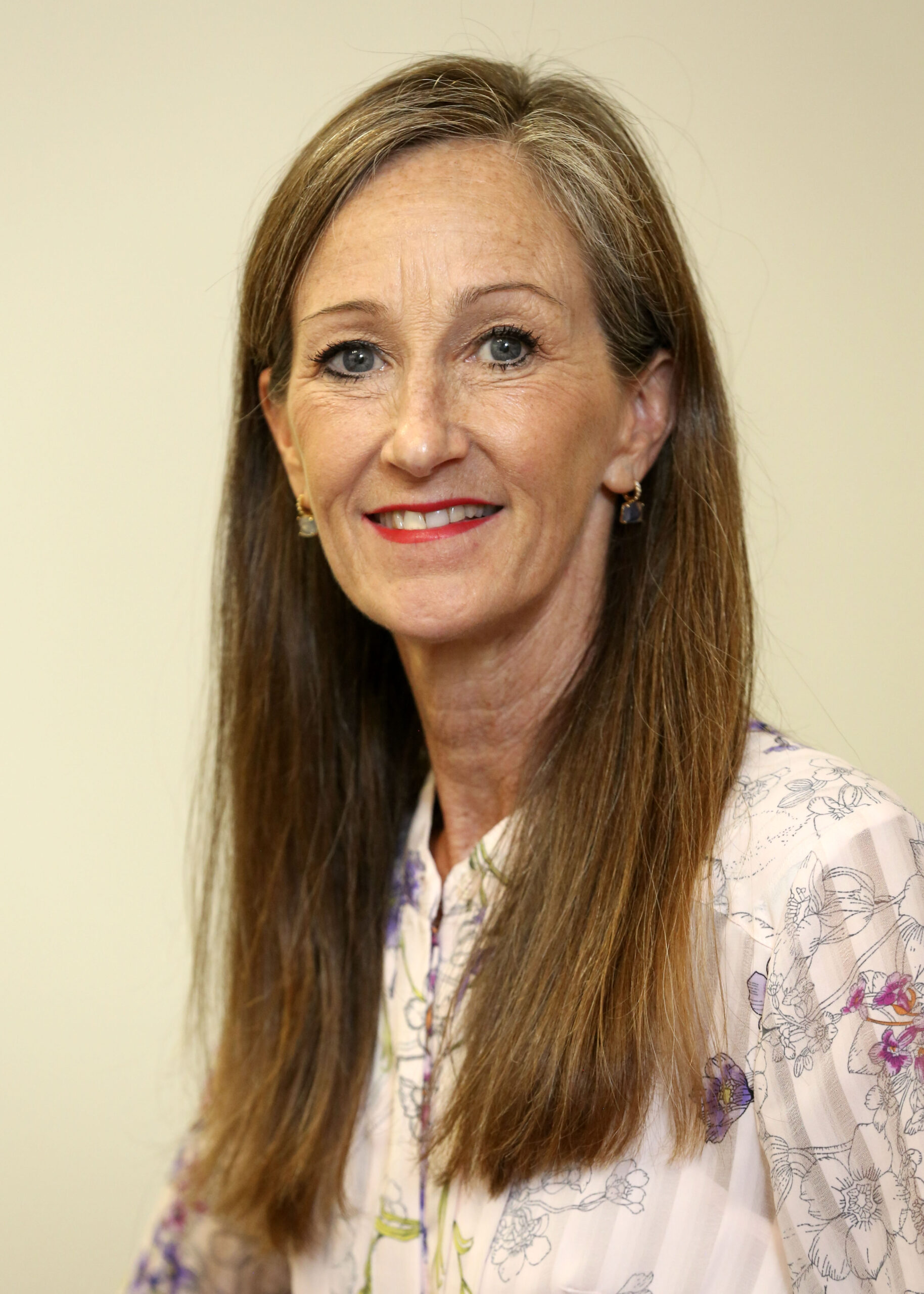 Eileen Hebron Headshot