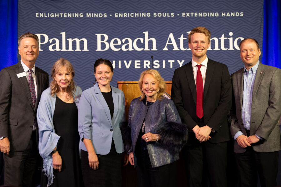Freidheim fellows presenters posing for a photo