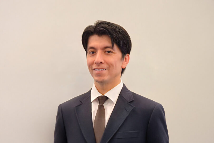 Dr. Marcus Valenzuela