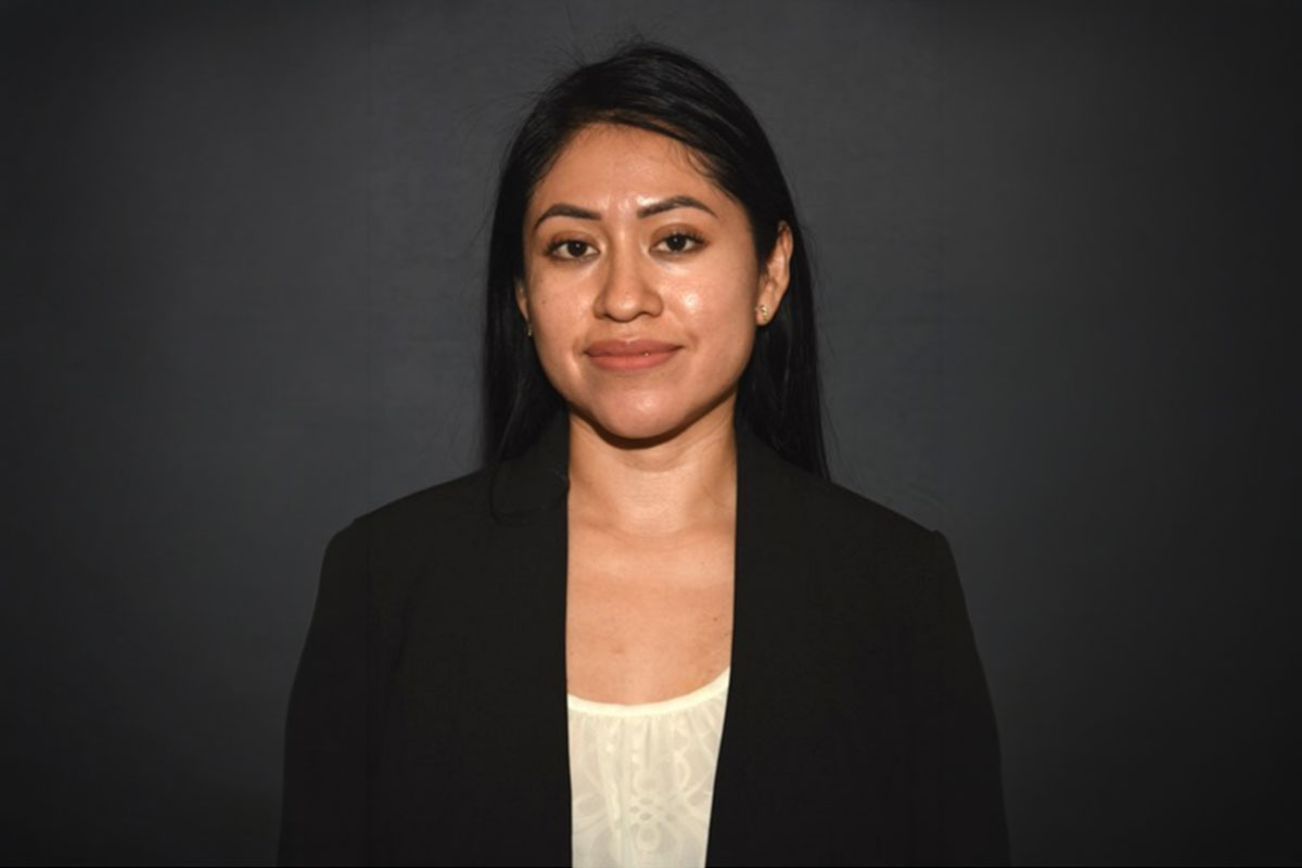Mayra Perez Chavac Headshot